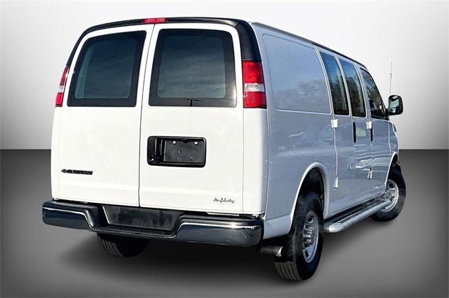 2024 Chevrolet Express Cargo 2500 WT