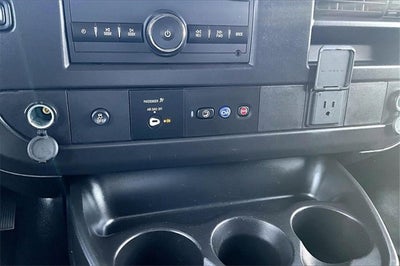 2024 Chevrolet Express Cargo 2500 WT