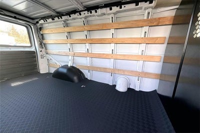 2024 Chevrolet Express Cargo 2500 WT