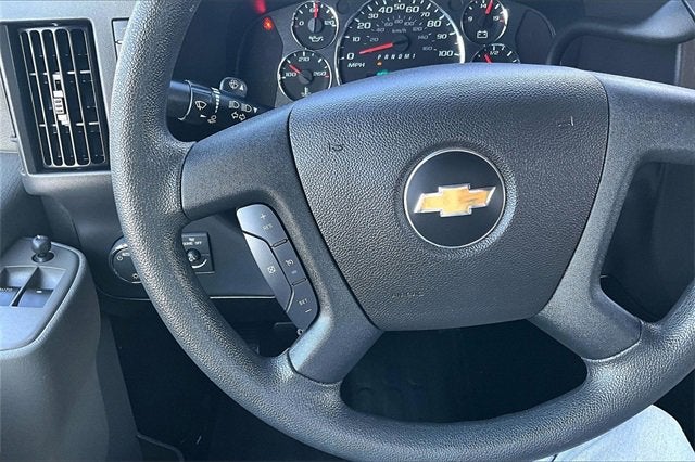 2024 Chevrolet Express Cargo 2500 WT