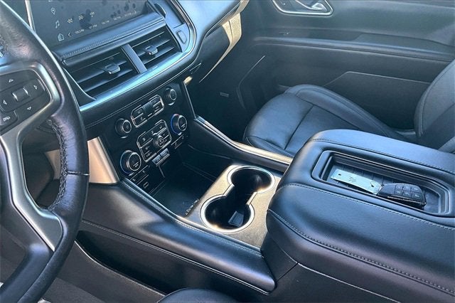 2023 Chevrolet Suburban LT