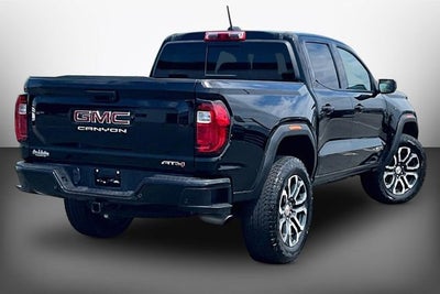 2024 GMC Canyon AT4