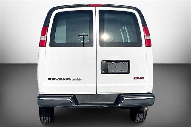 2019 GMC Savana Cargo 2500 BASE