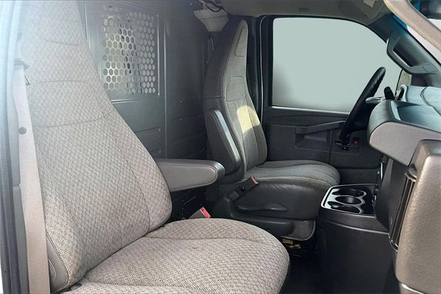 2019 GMC Savana Cargo 2500 BASE