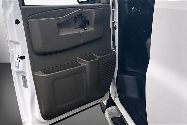 2024 GMC Savana Cargo 2500 Work Van