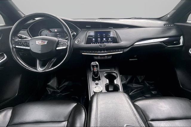 2022 Cadillac XT4 Luxury
