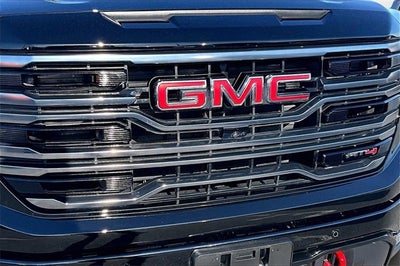 2025 GMC Sierra 1500 AT4