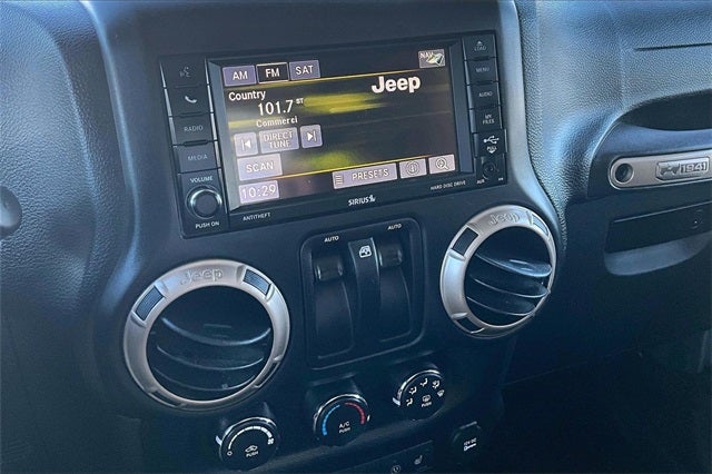 2016 Jeep Wrangler Sahara