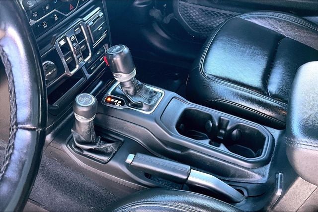 2022 Jeep Wrangler Unlimited Sahara Altitude