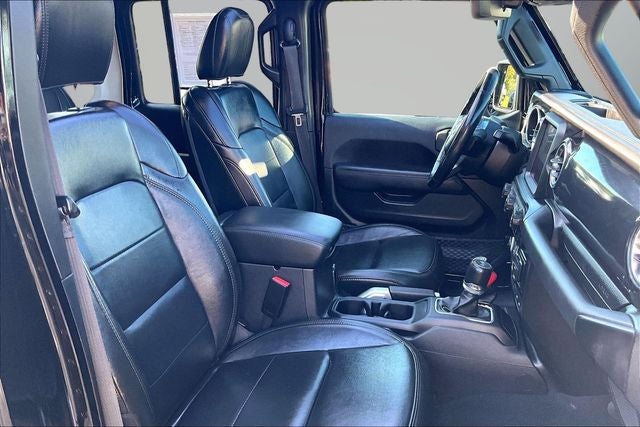 2022 Jeep Wrangler Unlimited Sahara Altitude
