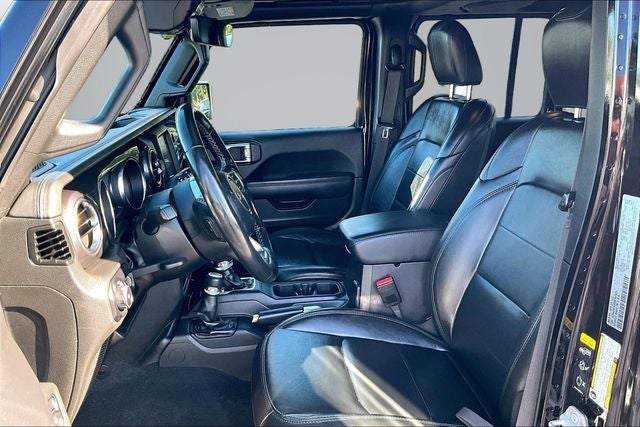 2022 Jeep Wrangler Unlimited Sahara Altitude