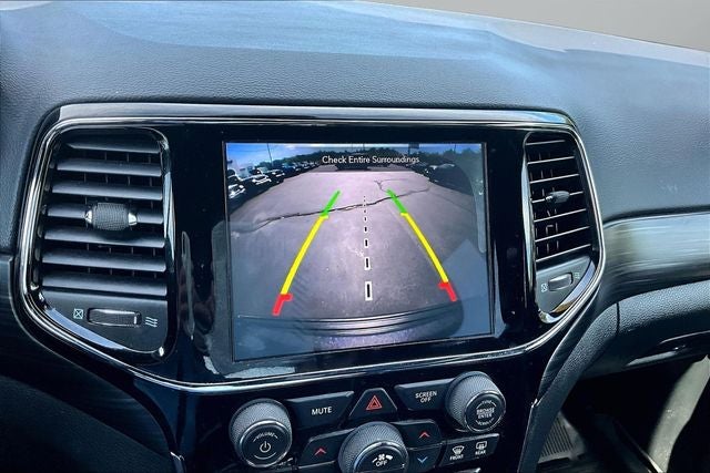 2020 Jeep Grand Cherokee Laredo E North Edition