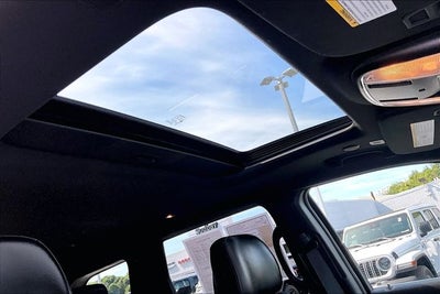 2020 Jeep Grand Cherokee Laredo E North Edition