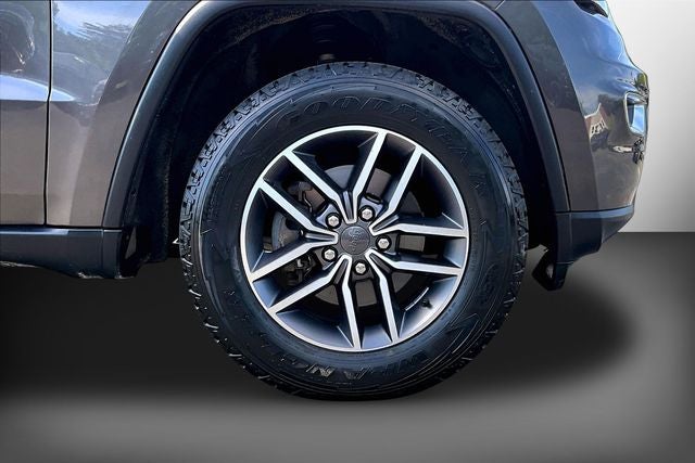 2020 Jeep Grand Cherokee Laredo E North Edition