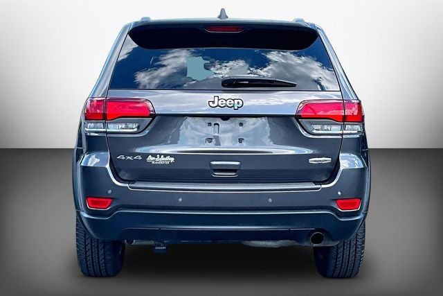 2020 Jeep Grand Cherokee Laredo
