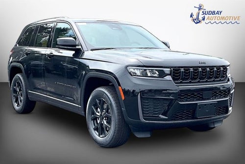 2026 Jeep Grand Cherokee Laredo Altitude