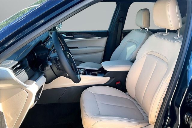 2027 Jeep Grand Cherokee Limited