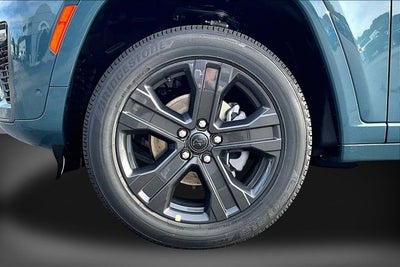 2027 Jeep Grand Cherokee Limited Reserve