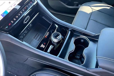 2027 Jeep Grand Cherokee Limited Reserve