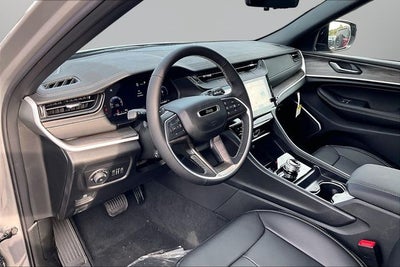 2027 Jeep Grand Cherokee Limited Reserve