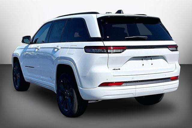2027 Jeep Grand Cherokee Limited Reserve