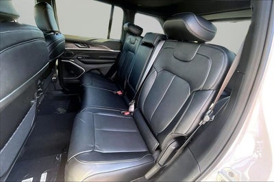 2027 Jeep Grand Cherokee Limited Reserve