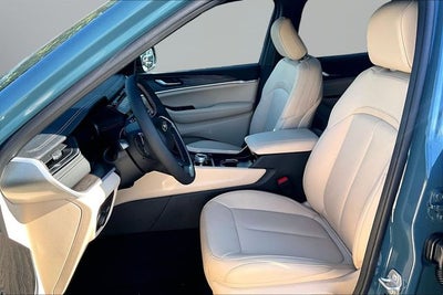 2027 Jeep Grand Cherokee Limited
