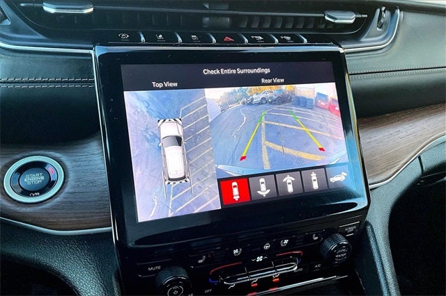 2023 Jeep Grand Cherokee Summit