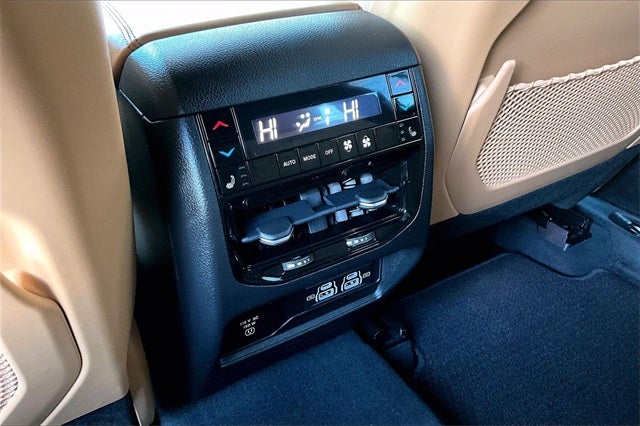 2023 Jeep Grand Cherokee Summit