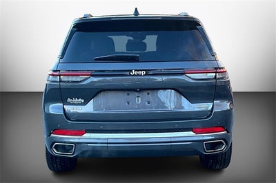2023 Jeep Grand Cherokee Summit
