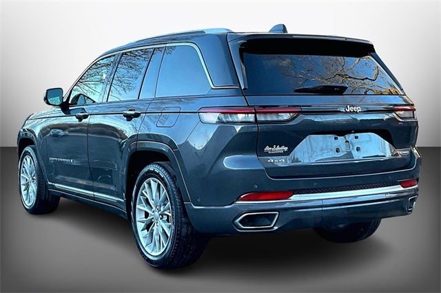 2023 Jeep Grand Cherokee Summit