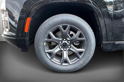 2026 Jeep Grand Wagoneer Base