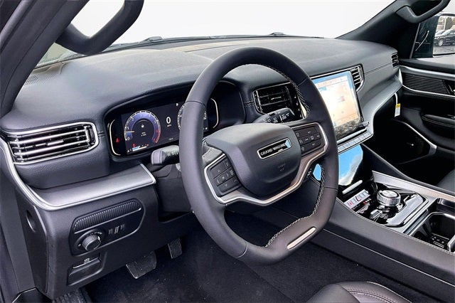 2026 Jeep Grand Wagoneer Base