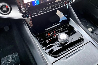 2026 Jeep Grand Wagoneer Base