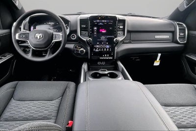 2027 RAM 1500 Big Horn/Lone Star